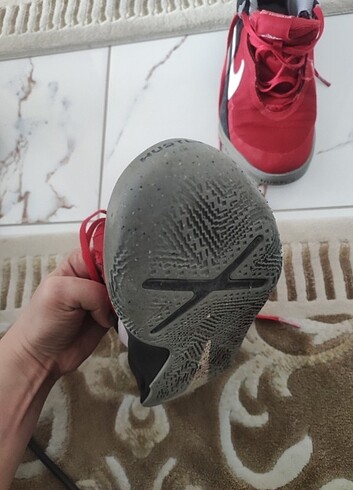 Adidas Adidas 36.5 no erkek çocuk ayakkabısı.