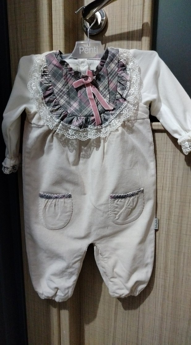 Dantel ve Nakış Detaylı Beyaz Bebek Tulumu - Görsel 4