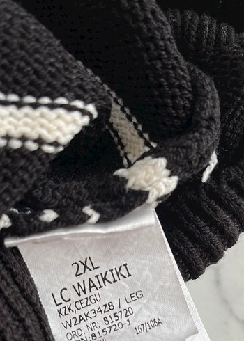 LC Waikiki LCW Boğazlı Siyah Beyaz Çizgili Kadın Kazak