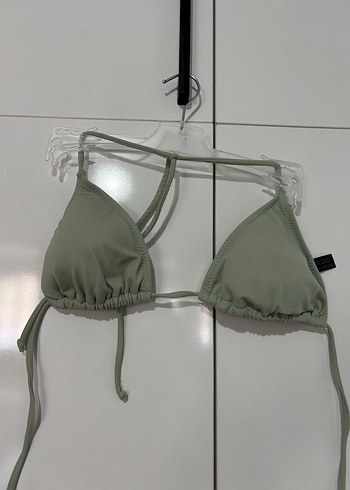 bikini üstü