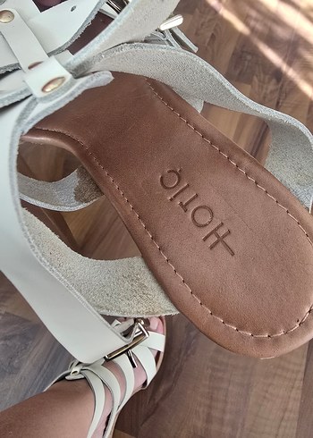 HOTİÇ, Bej Tokalı Kadın Dolgu Topuk Sandalet - Görsel 7
