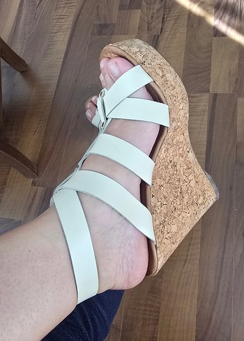 HOTİÇ, Bej Tokalı Kadın Dolgu Topuk Sandalet - Görsel 9