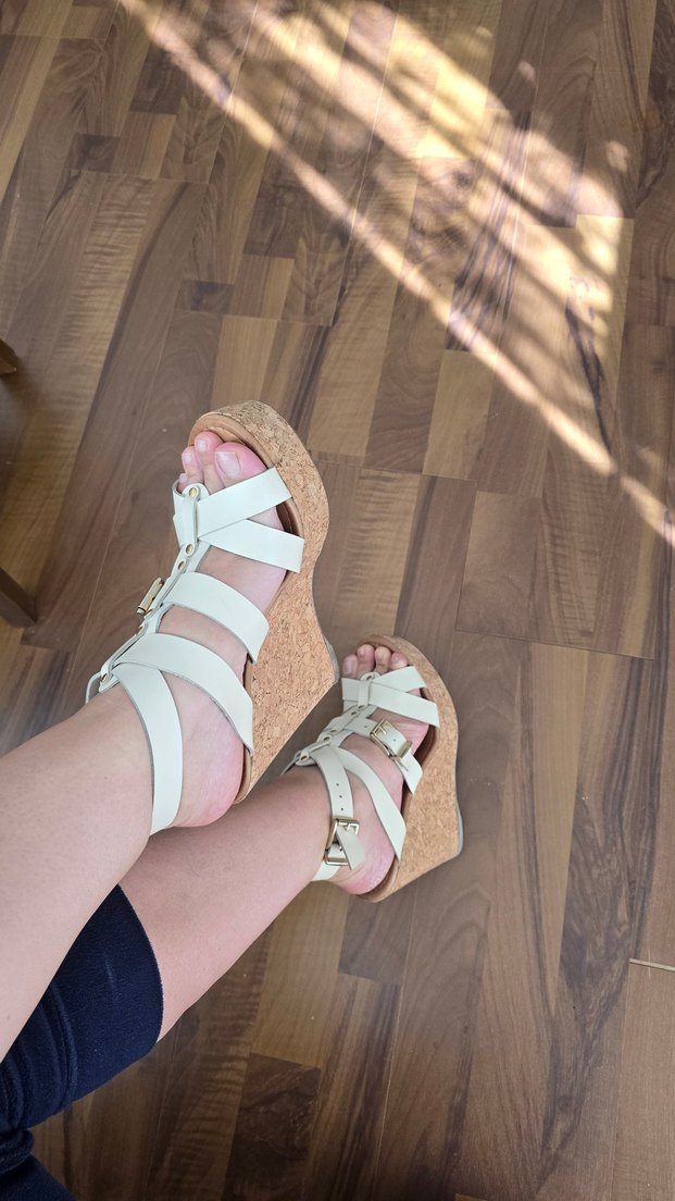 HOTİÇ, Bej Tokalı Kadın Dolgu Topuk Sandalet - Görsel 2