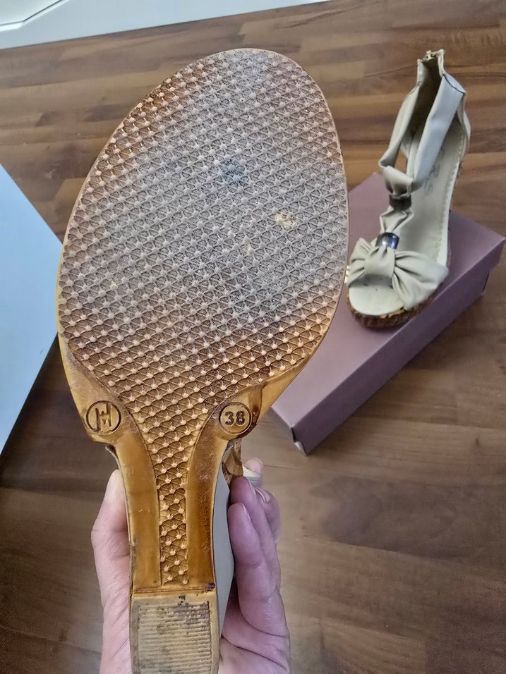 Bej Kadın Dolgu Topuklu Ayakkabı - Görsel 5