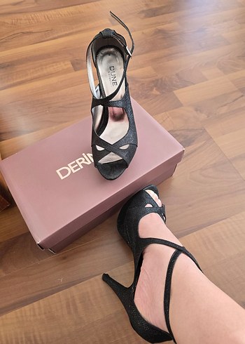 Işıltılı Siyah Bağcıklı Stiletto Topuklu Kadın Ayakkabı - Görsel 4