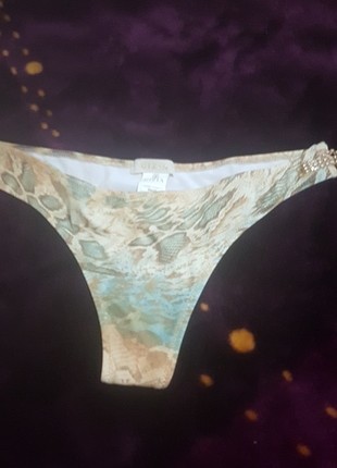 tanga bikini