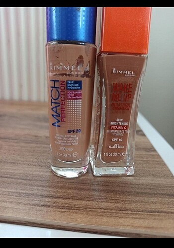 Rimmel london fondöten