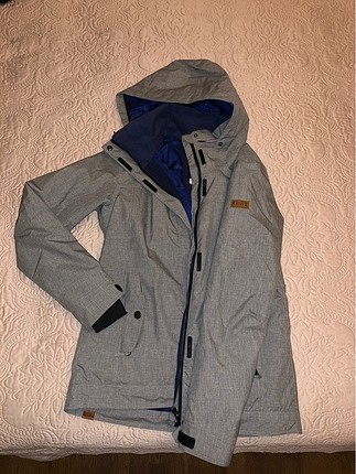Roxy Roxy snowboard ceketi montu