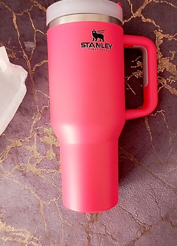 Diğer Stanley termos
