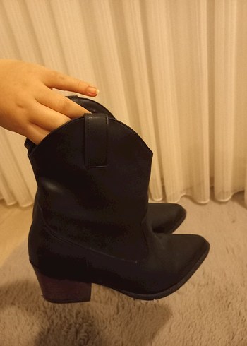 Suni Deri Kadın Bot - Görsel 5