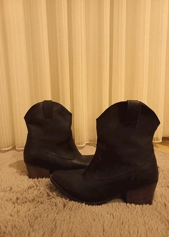 Suni Deri Kadın Bot - Görsel 7