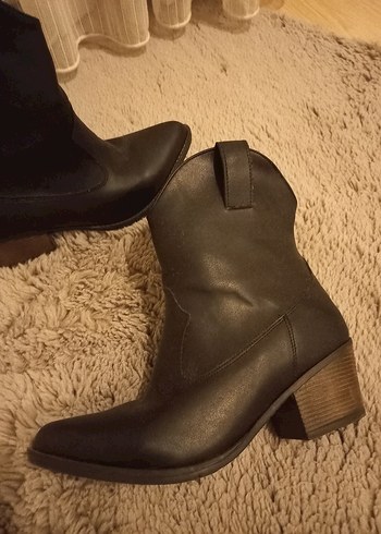 Suni Deri Kadın Bot - Görsel 8