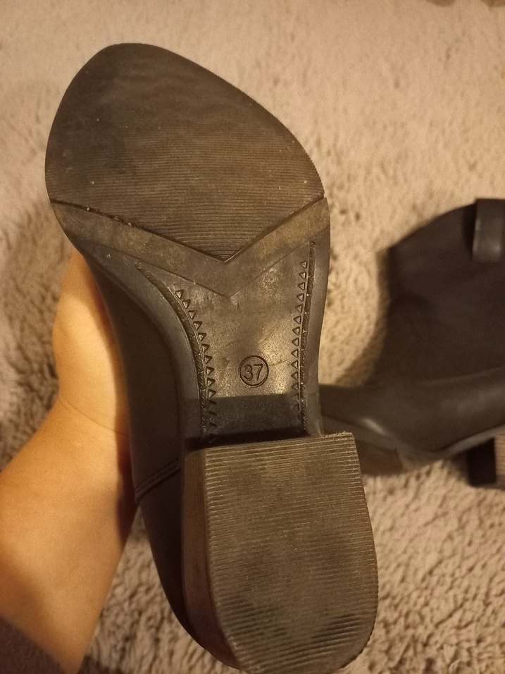 Suni Deri Kadın Bot - Görsel 2