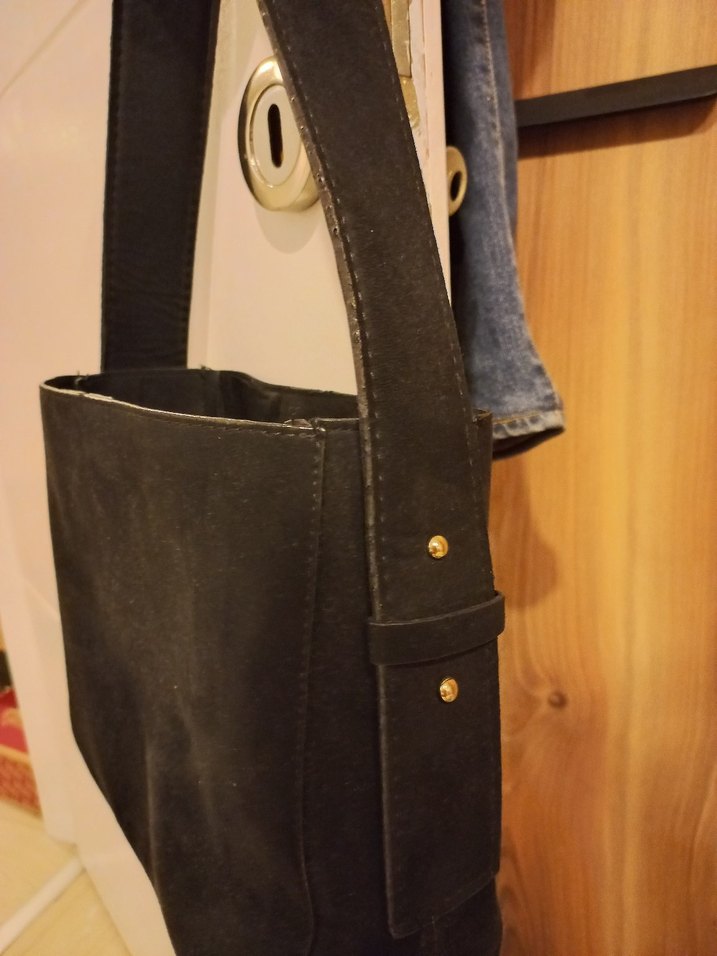 Kadın Siyah Süet Tokalı Omuz Çantası - Görsel 4