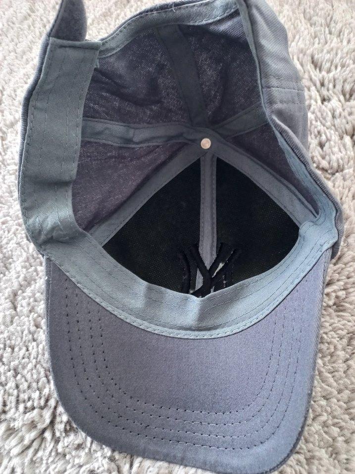 Gri Şapka - Görsel 2