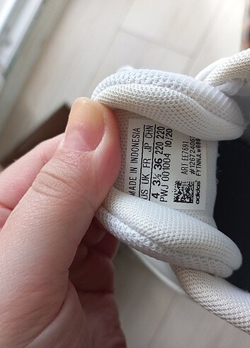 36 Beden Orjinal Adidas Ayakkabı