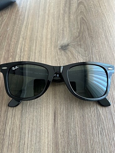 Beden siyah Renk Ray-Ban RB2140 Original Wayfarer Güneş Gözlüğü