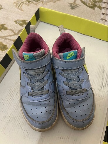 27 Beden Nike Çocuk Sneaker