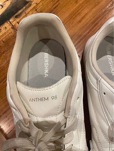 Bershka Bershka Beyaz Krampon ayakkabı