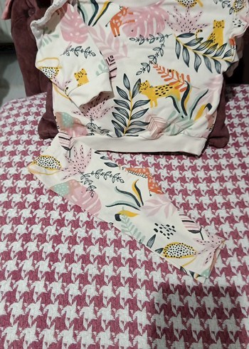 Bebek Kız Renkli Desenli Fırfırlı Takım - Görsel 3