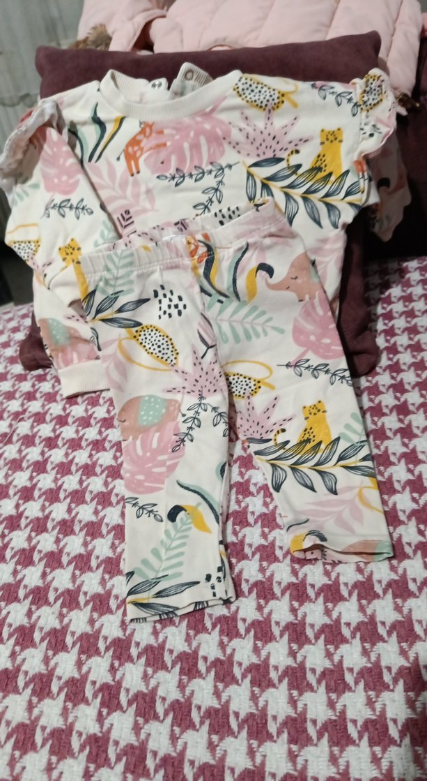 Bebek Kız Renkli Desenli Fırfırlı Takım - Görsel 4