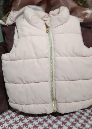 Kız Çocuk Pembe Kürklü Yelek - Görsel 3