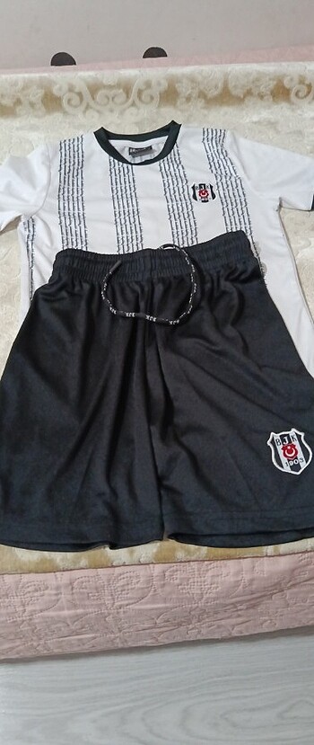 10 Yaş Beden gri Renk 10 yaş Bjk forma 