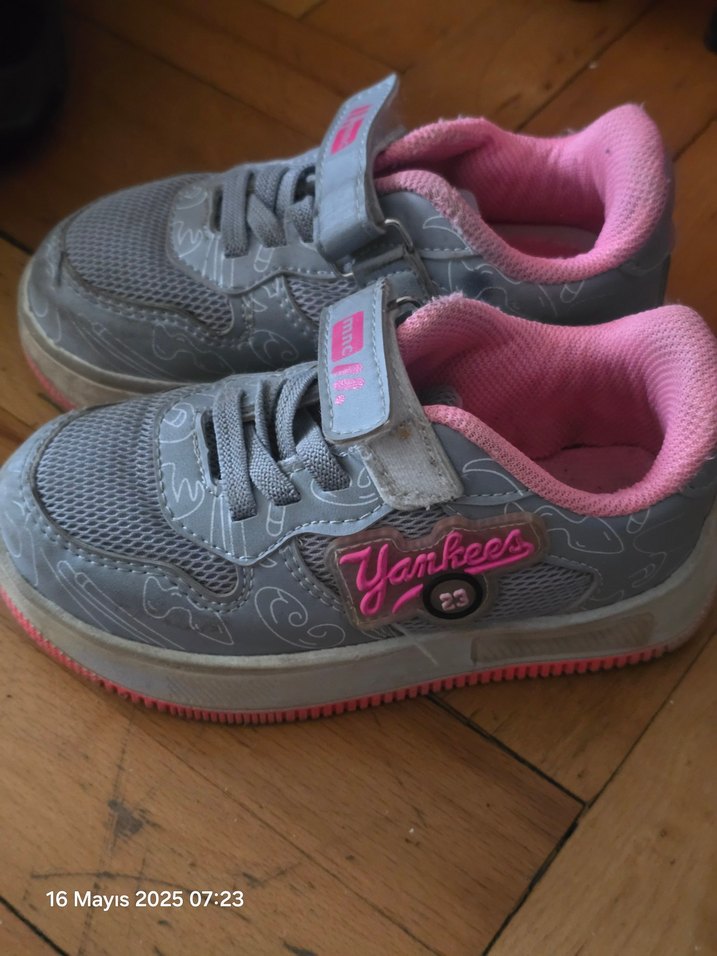 Kız Çocuk Gri Spor Ayakkabı Velcro - Görsel 3