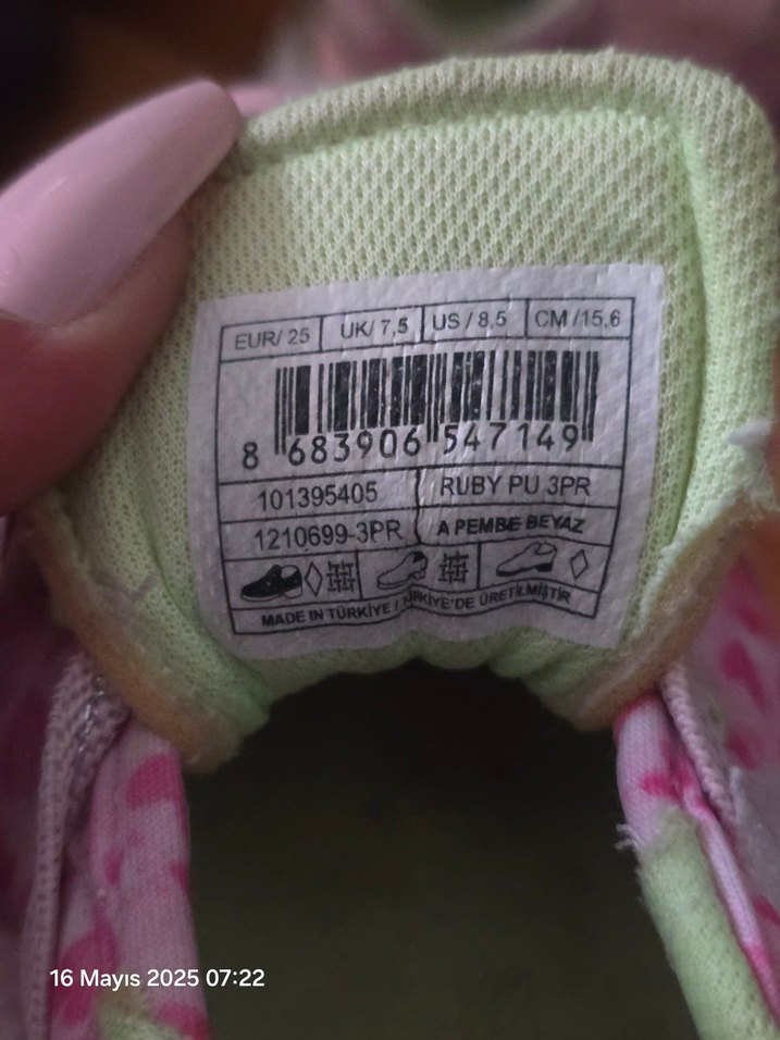 Kız Çocuk Pembe Kalpli Spor Ayakkabı - Görsel 4