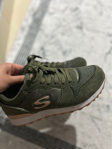 Skechers yeşil ayakkabı