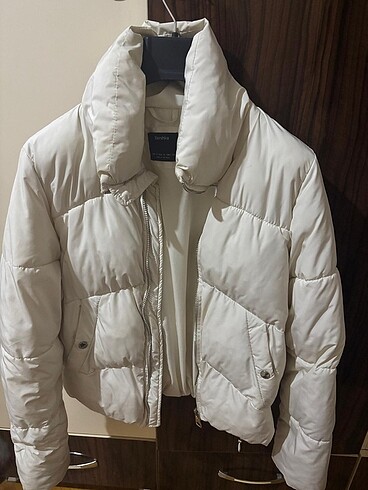 Bershka mont