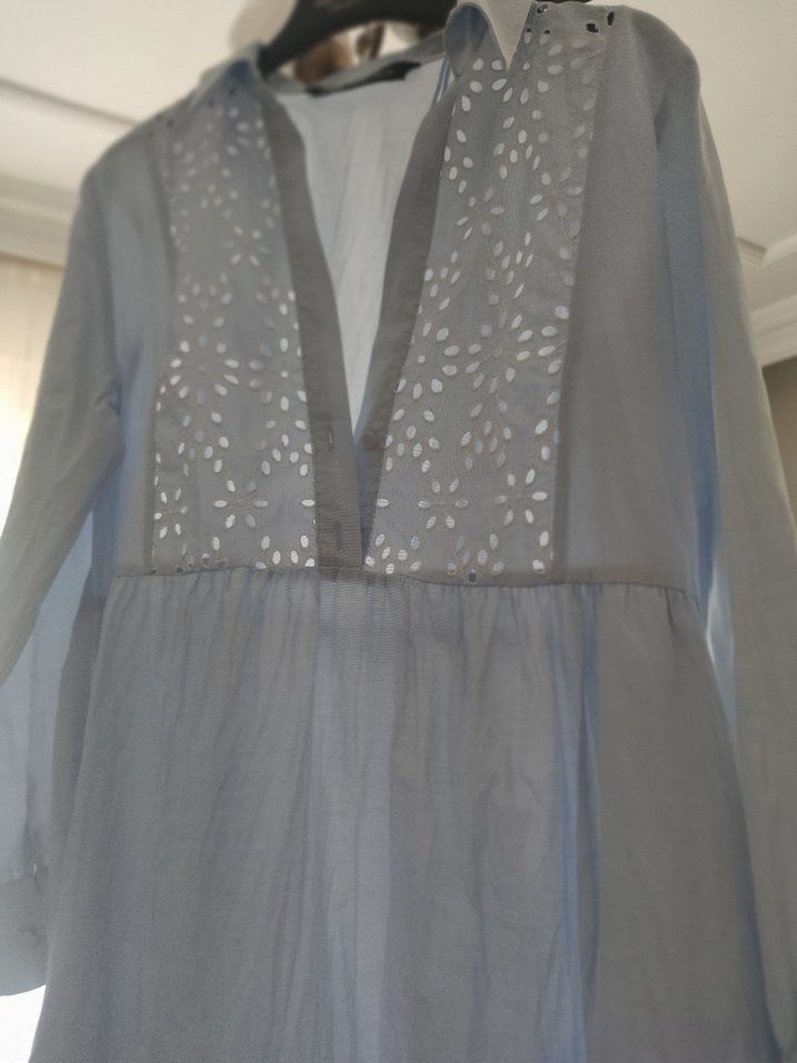 Nakışlı V Yakalı Mavi Elbise - Görsel 4