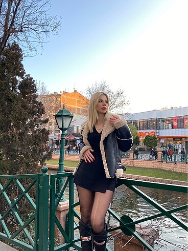 bershka mont
