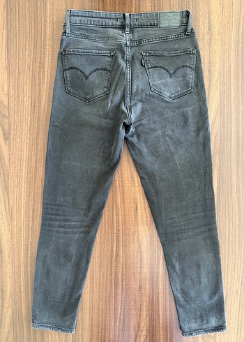 27 Beden gri Renk Levis Gri Kemer Detaylı Kadın Denim Pantolon