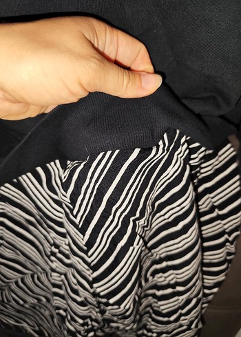 Anna Sui Siyah Zebra Desenli Hamile Kazak