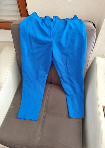 Parlak Mavi Kadın Kumaş Pantolon