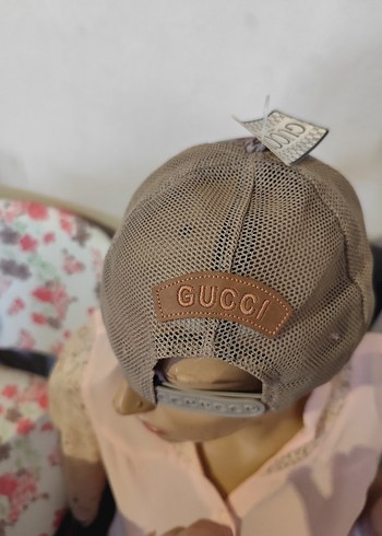 Gucci Çilek Desenli bej kadın Şapka - Görsel 3