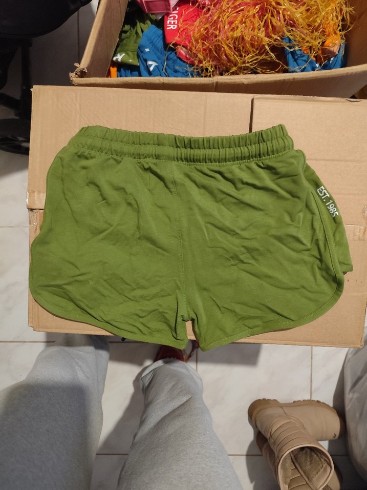 Tommy Hilfiger Yeşil Mini Şort - Görsel 3