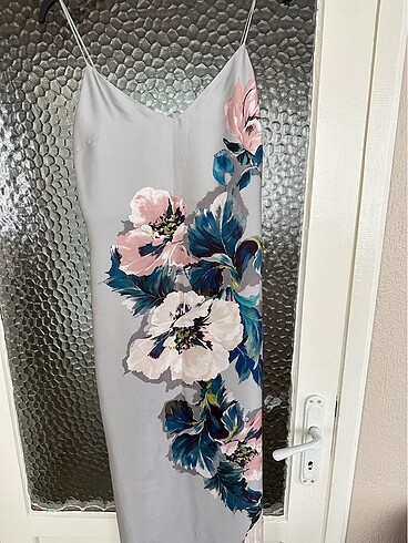 Zara Askılı Elbise