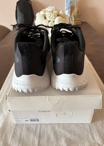 Calvin Klein Calvin Klein 44 Numara Sneaker