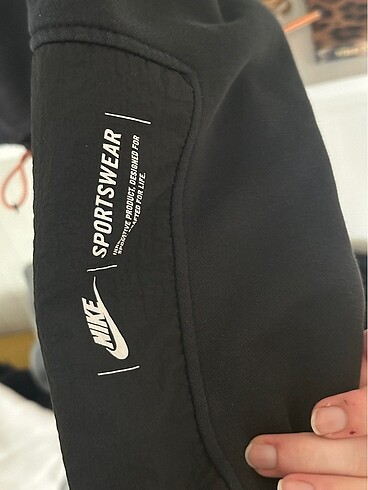 m Beden siyah Renk nike sweatshirt