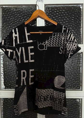 Siyah Baskılı Oversize Tişört