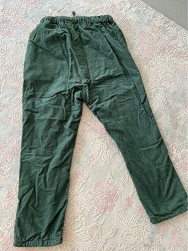 4 Yaş Beden yeşil Renk H&M Tamamı Astarlı Kadife Pantolon