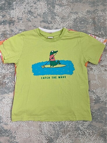 5 Yaş Beden 3adet 4-5 yaş Tshirtler
