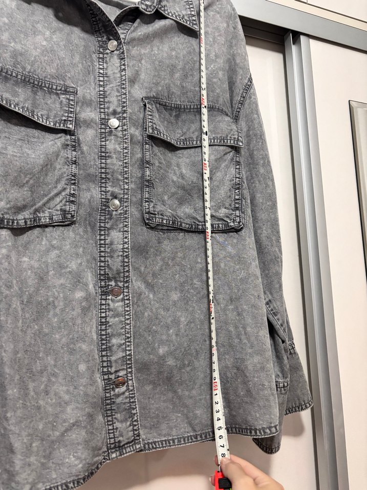 Gri Bağlama
H m kot gri gömlek lycell kumaş - Görsel 2