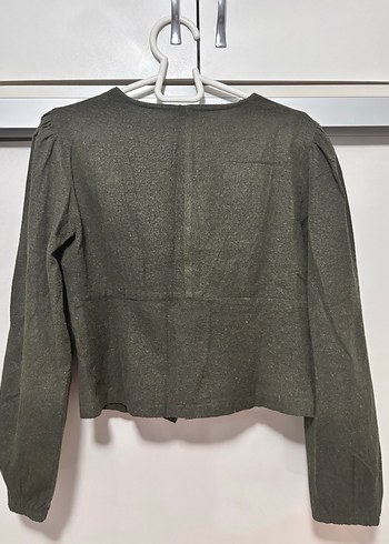 V Yaka Gri Keten Bluz

Yeşil gömlek prenses kol yeşil düğ - Görsel 4