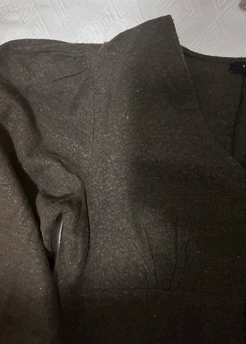 V Yaka Gri Keten Bluz

Yeşil gömlek prenses kol yeşil düğ - Görsel 7