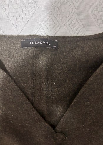 V Yaka Gri Keten Bluz

Yeşil gömlek prenses kol yeşil düğ - Görsel 5