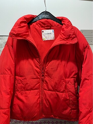 Pull and Bear pullandbear mont