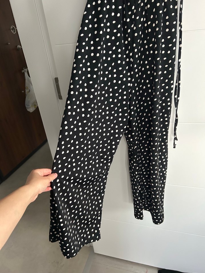 Puantiye Desenli Siyah tulum - Görsel 4